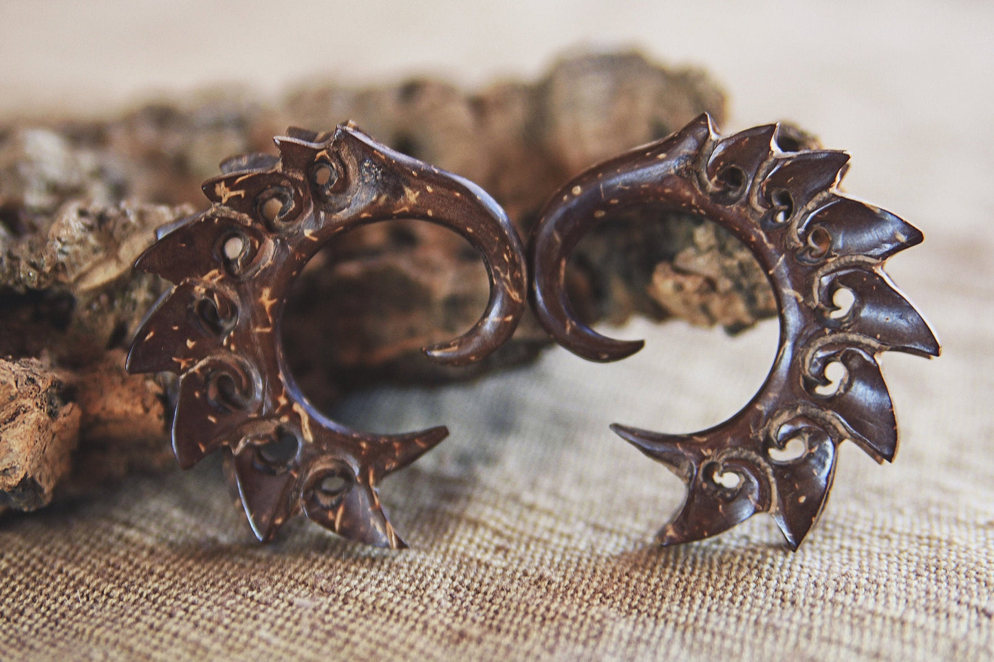 Handmade Coconut Gauges, Gauge Earrings, Coconut Earrings, Wood piercing, Wood Earrings, Tribal Style, Coconut Expanders, Ear Stretchers