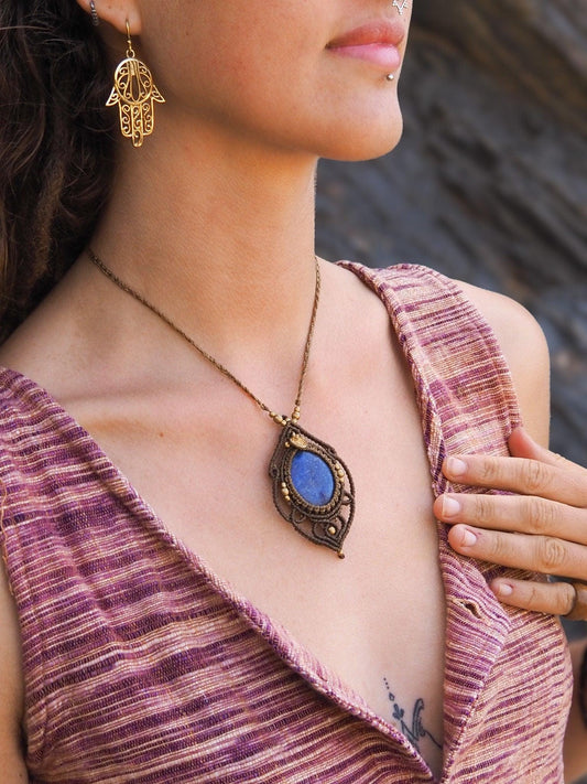 Lapis Lazuli Macramé Necklace, Lapis Lazuli Cabochon Necklace, Macramé Pendant, Macramé Pendant Gold Charm, Handmade Necklace, Gift for Her